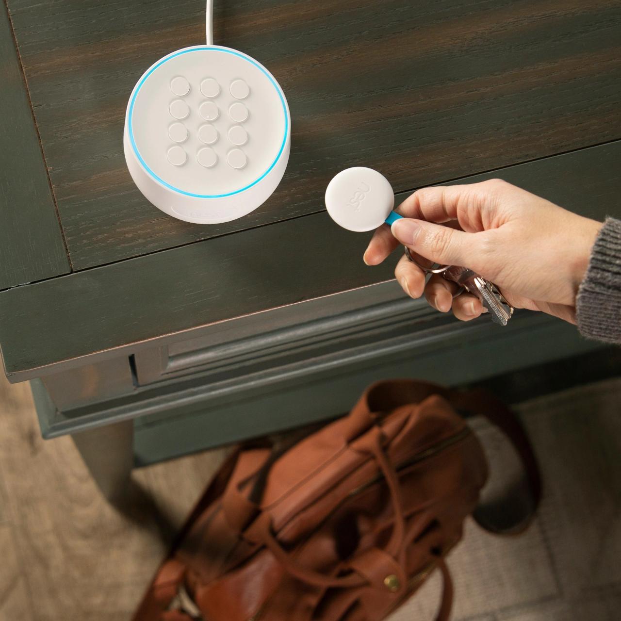 Google Nest Secure alarm home system starter Pack- white Wi-fi ... Google Nest Secure alarm home system starter Pack- white Wi-fi ...