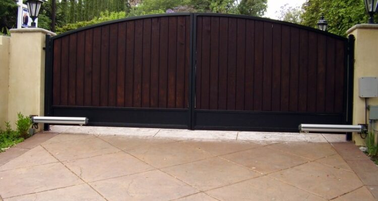 BEST Driveway Gates in Los Angeles 323-275 9404 | Los Angeles Gate ...